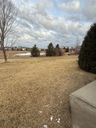 $294,000 | 1648 White Pine Way, Unit D, Carver, MN 55315