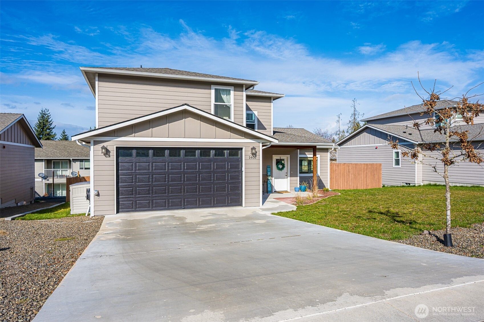 1406 Rook Drive Port Angeles, WA 98362 - Photo 2 of 32