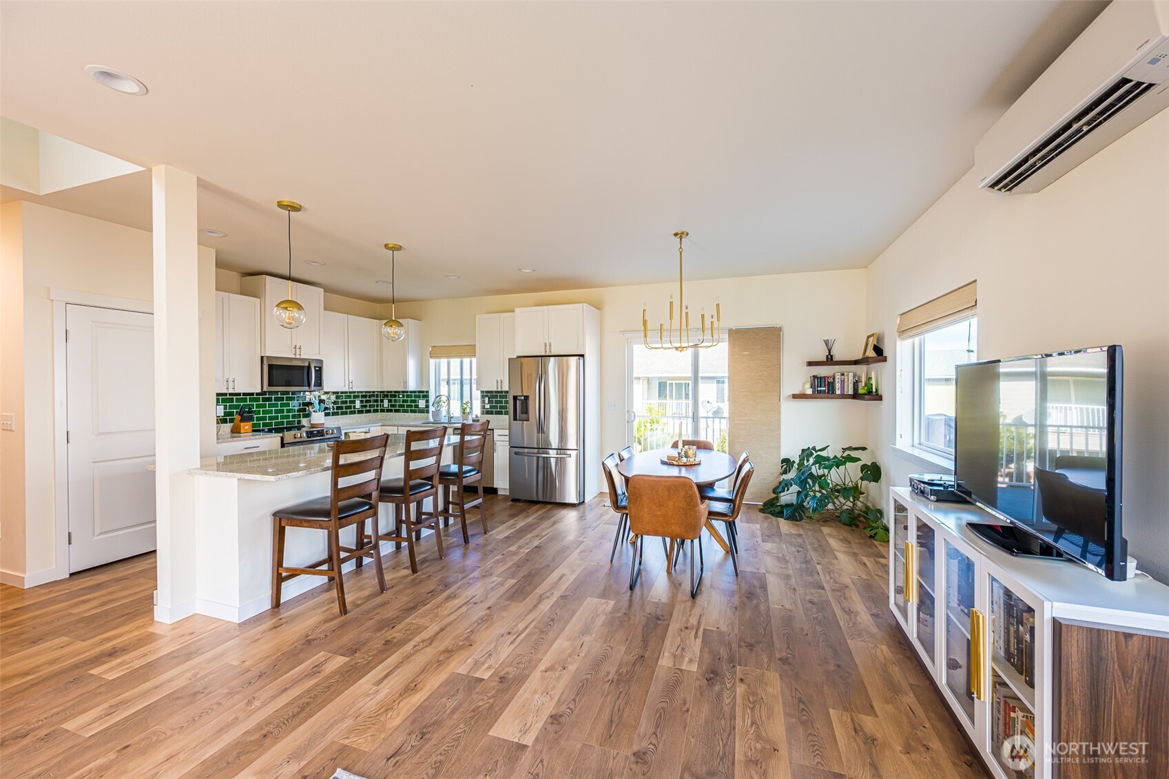 1406 Rook Drive Port Angeles, WA 98362 - Photo 10 of 32