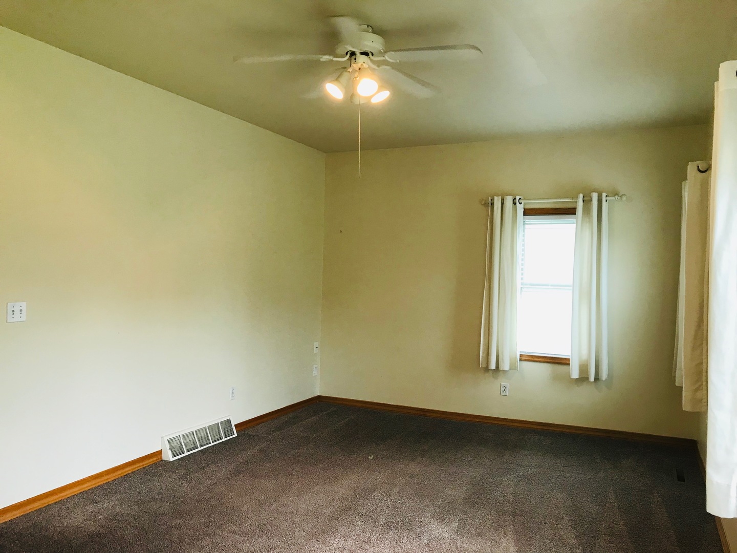 212 West Cleveland Street Spring Valley, IL 61362 - Photo 15 of 21 Gallery Image 15