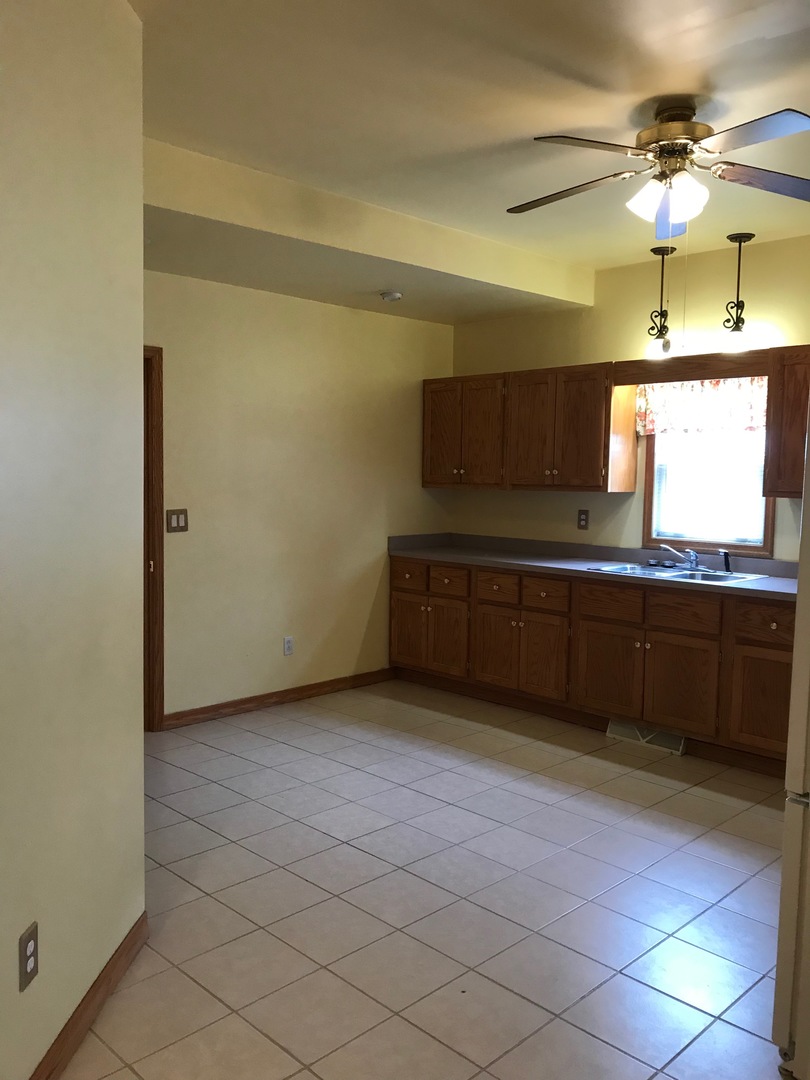 212 West Cleveland Street Spring Valley, IL 61362 - Photo 7 of 21 Gallery Image 7