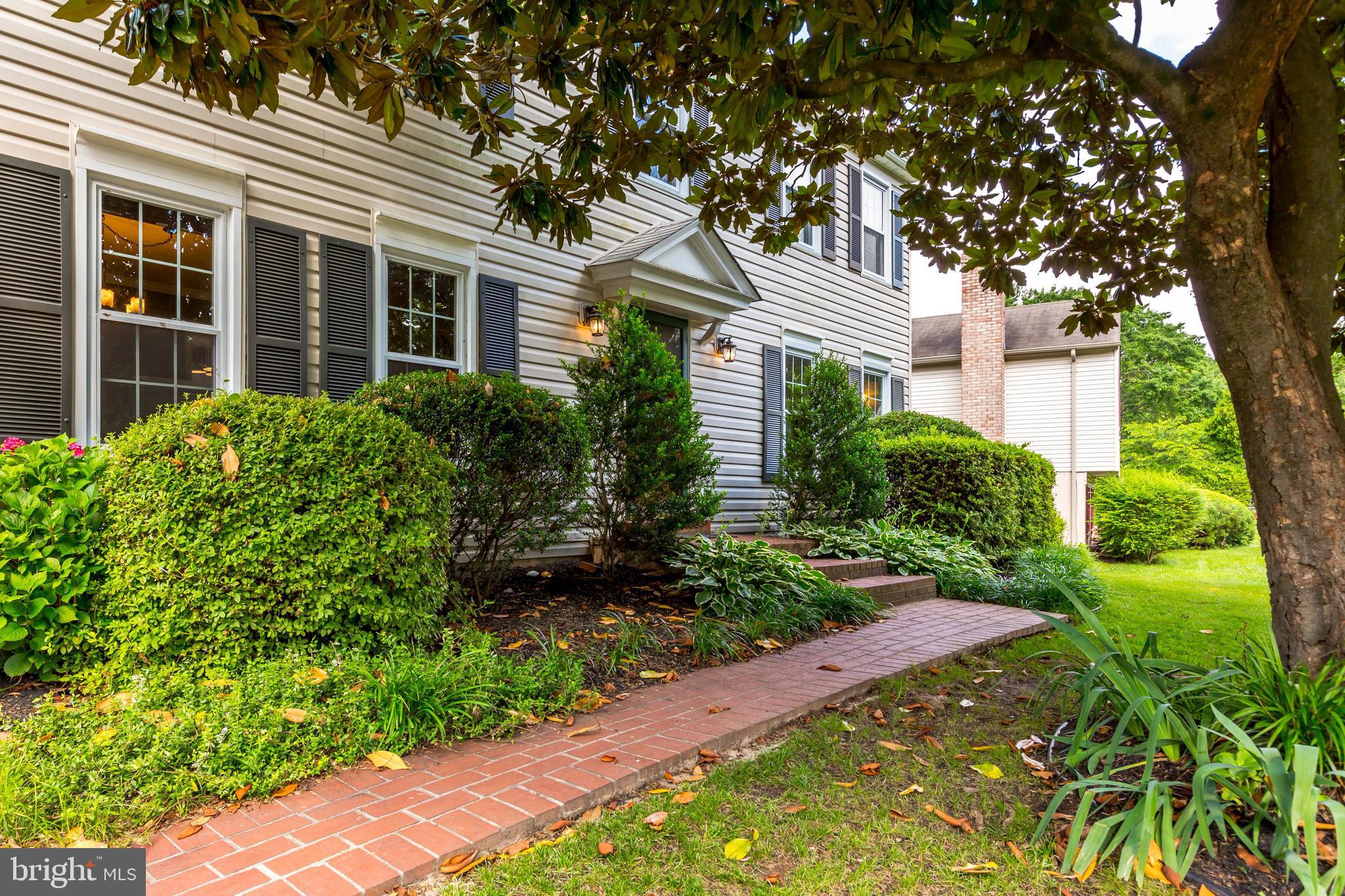 9319 Winbourne Road Burke, VA 22015 - Photo 5 of 46 9319 Winbourne Road, Burke, VA