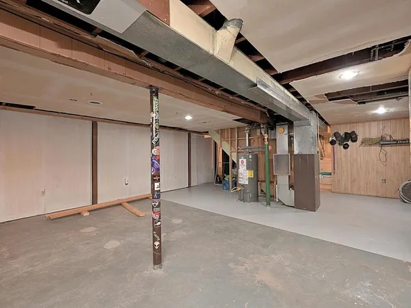 $135,000 | 100 Edison Boulevard, Silver Bay, MN 55614