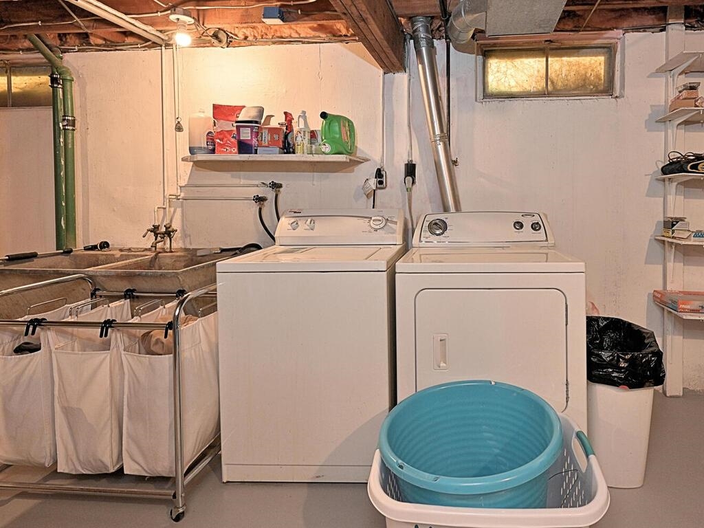 100 Edison Boulevard Silver Bay, MN 55614 - Photo 20 of 31