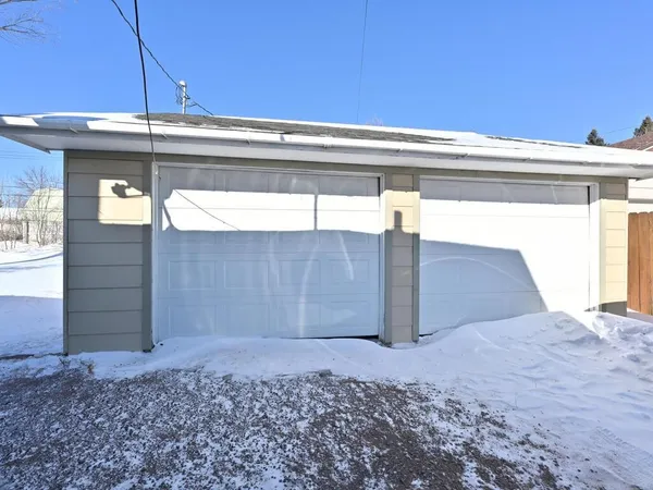 $135,000 | 100 Edison Boulevard, Silver Bay, MN 55614