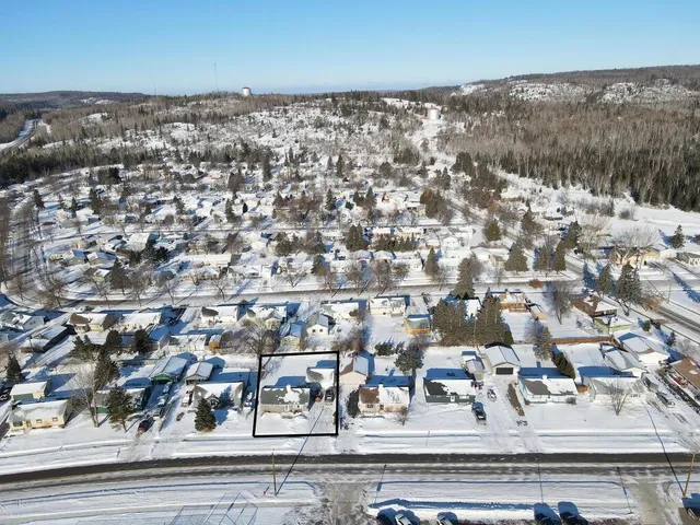 $149,900 | 100 Edison Boulevard, Silver Bay, MN 55614
