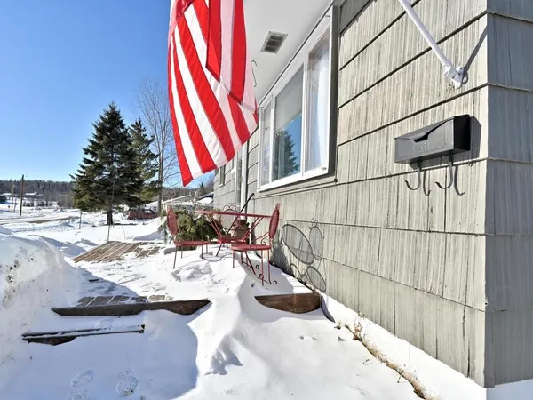 $135,000 | 100 Edison Boulevard, Silver Bay, MN 55614