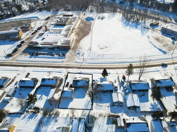 $135,000 | 100 Edison Boulevard, Silver Bay, MN 55614