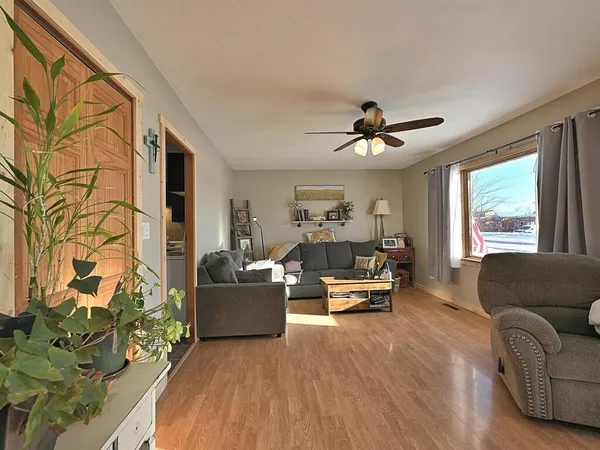 $135,000 | 100 Edison Boulevard, Silver Bay, MN 55614