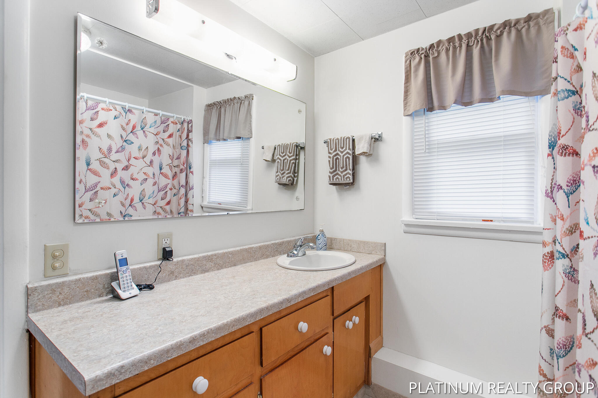 1456 Benjamin Road Muskegon, MI 49445 - Photo 20 of 38 1456 Benjamin Rd Muskegon-33