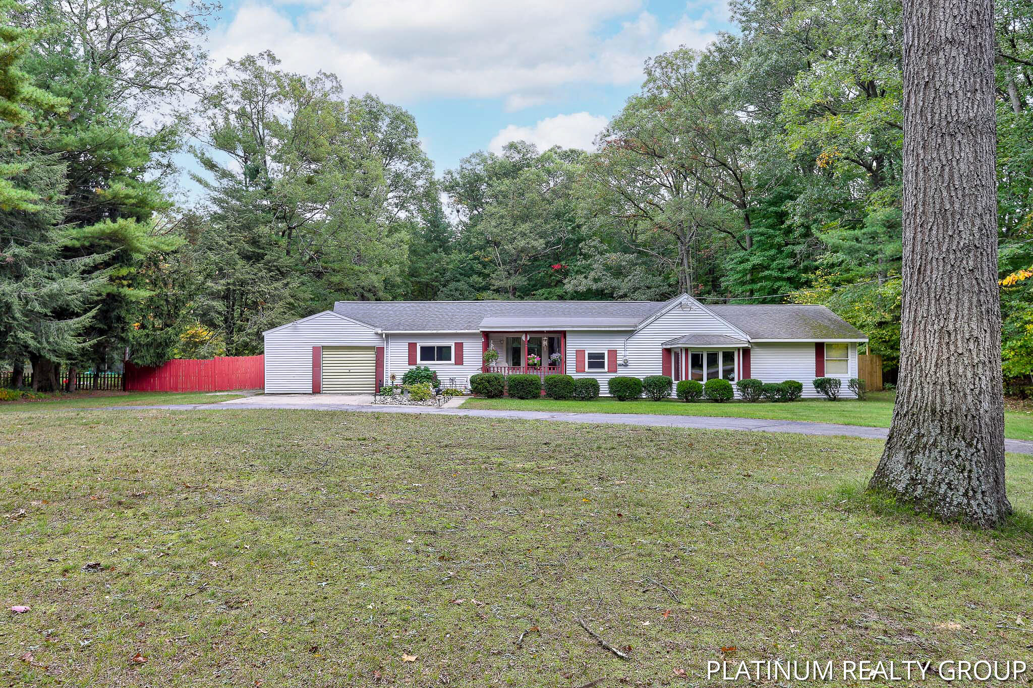 1456 Benjamin Road Muskegon, MI 49445 - Photo 2 of 38 1456 Benjamin Rd Muskegon-2
