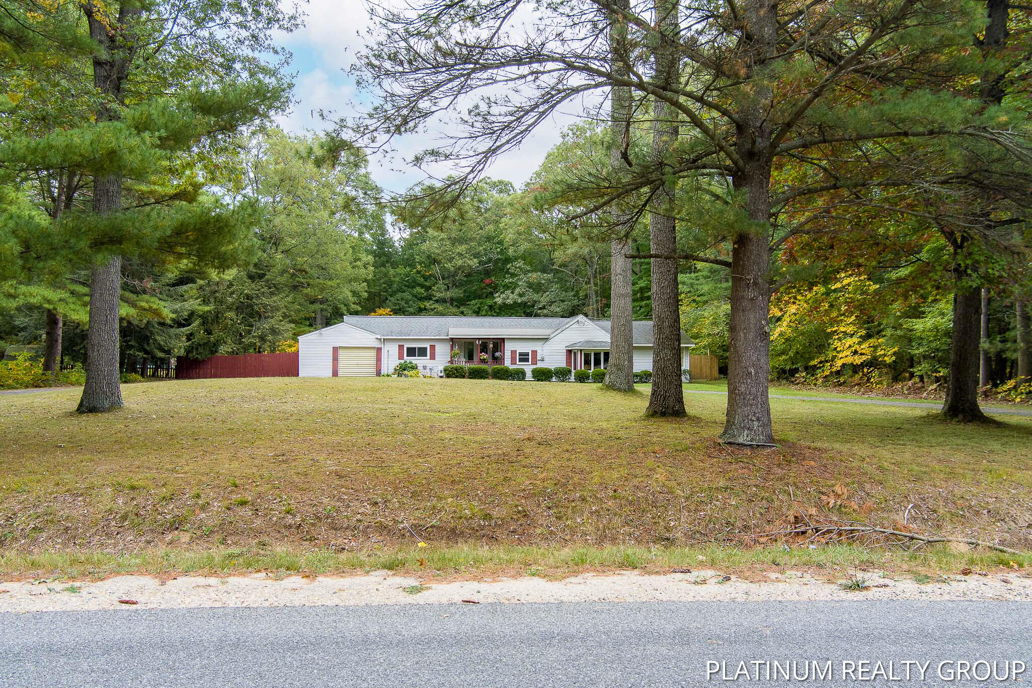 1456 Benjamin Road Muskegon, MI 49445 - Photo 29 of 38 1456 Benjamin Rd Muskegon-11