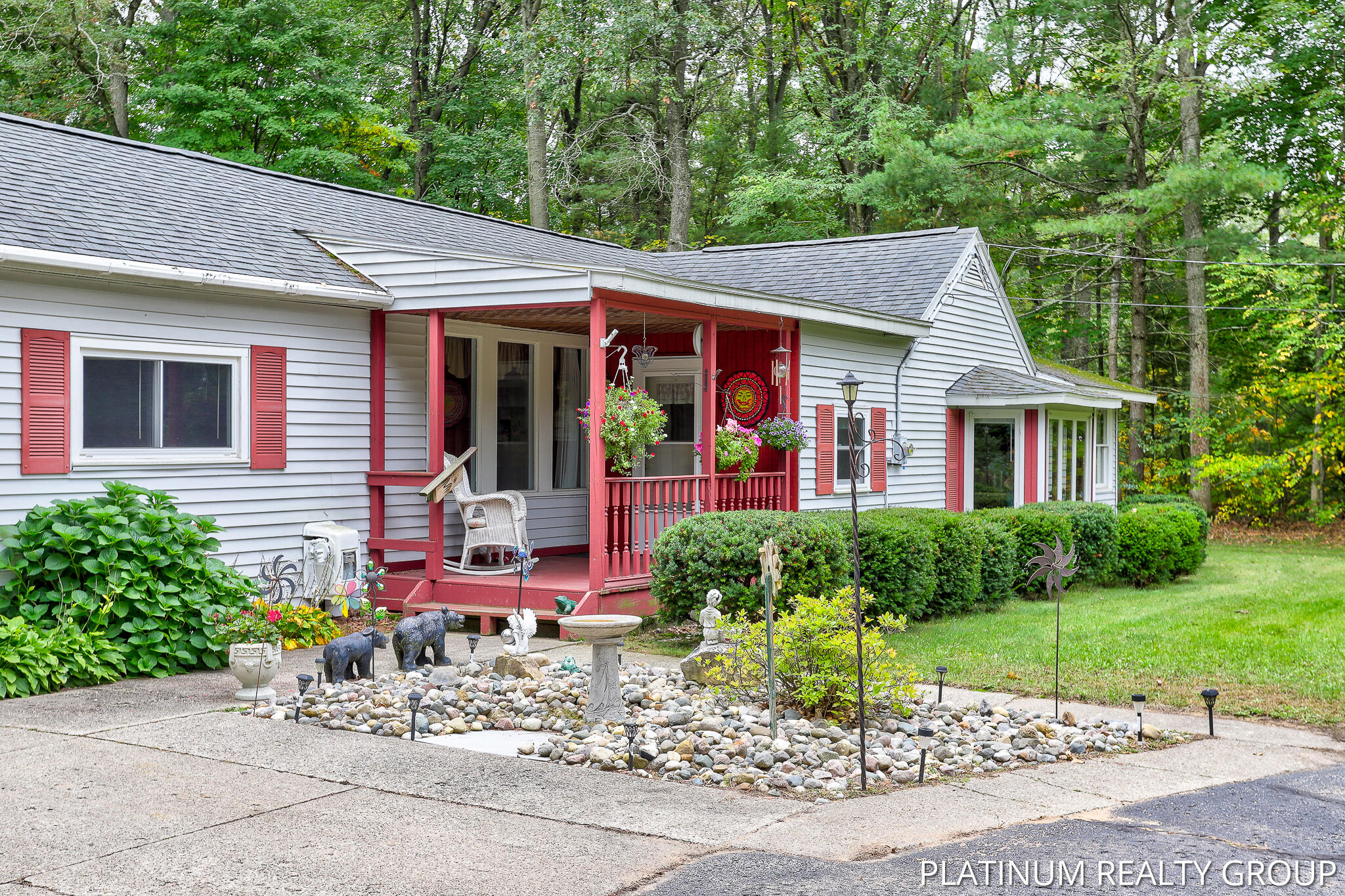 1456 Benjamin Road Muskegon, MI 49445 - Photo 4 of 38 1456 Benjamin Rd Muskegon-5