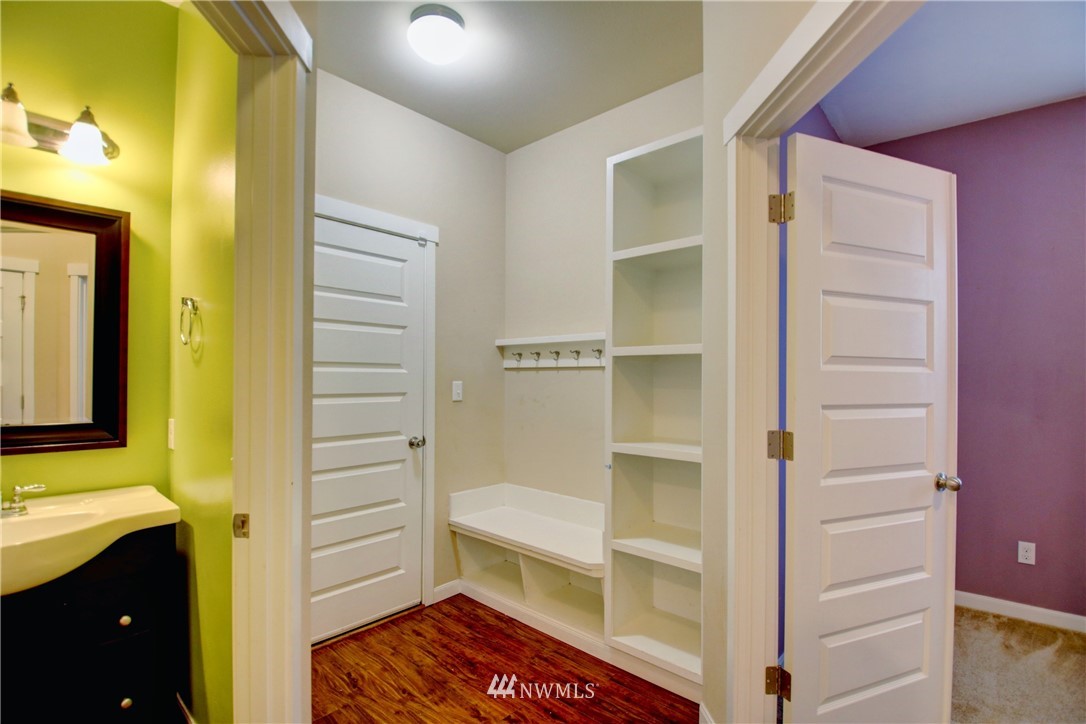 5471 Razor Peak Drive Mount Vernon, WA 98273 - Photo 14 of 39 Gallery Image 14