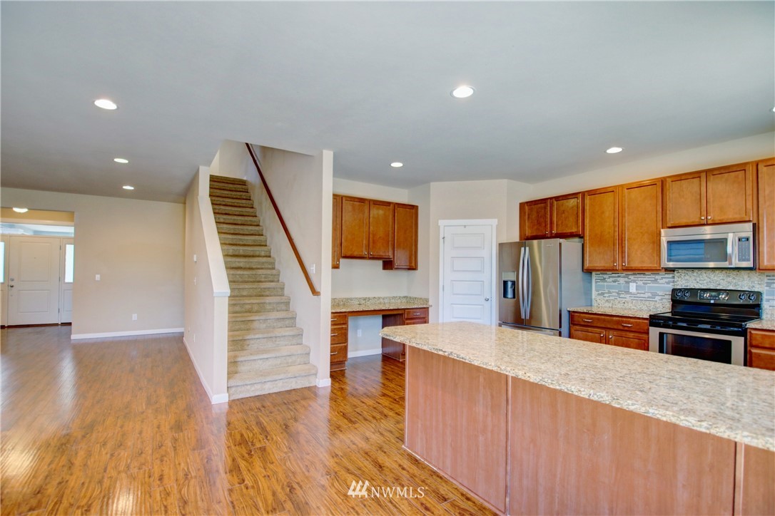 5471 Razor Peak Drive Mount Vernon, WA 98273 - Photo 5 of 39 Gallery Image 5