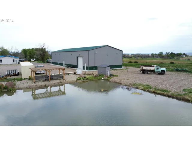 $999,000 | 4484 Oak Road, Ontario, OR 97914