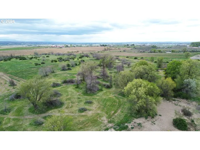 $999,000 | 4484 Oak Road, Ontario, OR 97914