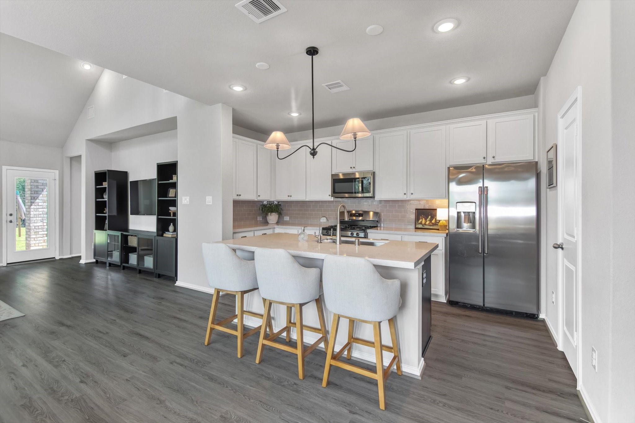 7321 Mount Greylock Loop Porter, TX 77365 - Photo 12 of 46 Breakfast Bar