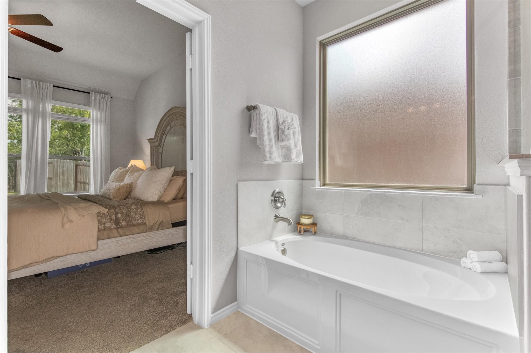 7321 Mount Greylock Loop Porter, TX 77365 - Photo 20 of 46 Soaking Tub