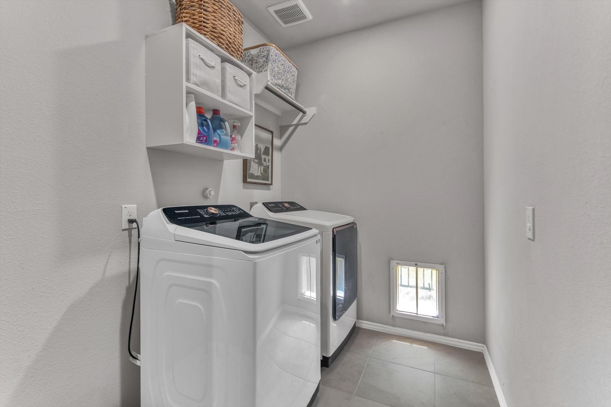 7321 Mount Greylock Loop Porter, TX 77365 - Photo 31 of 46 Huge Laundry Room