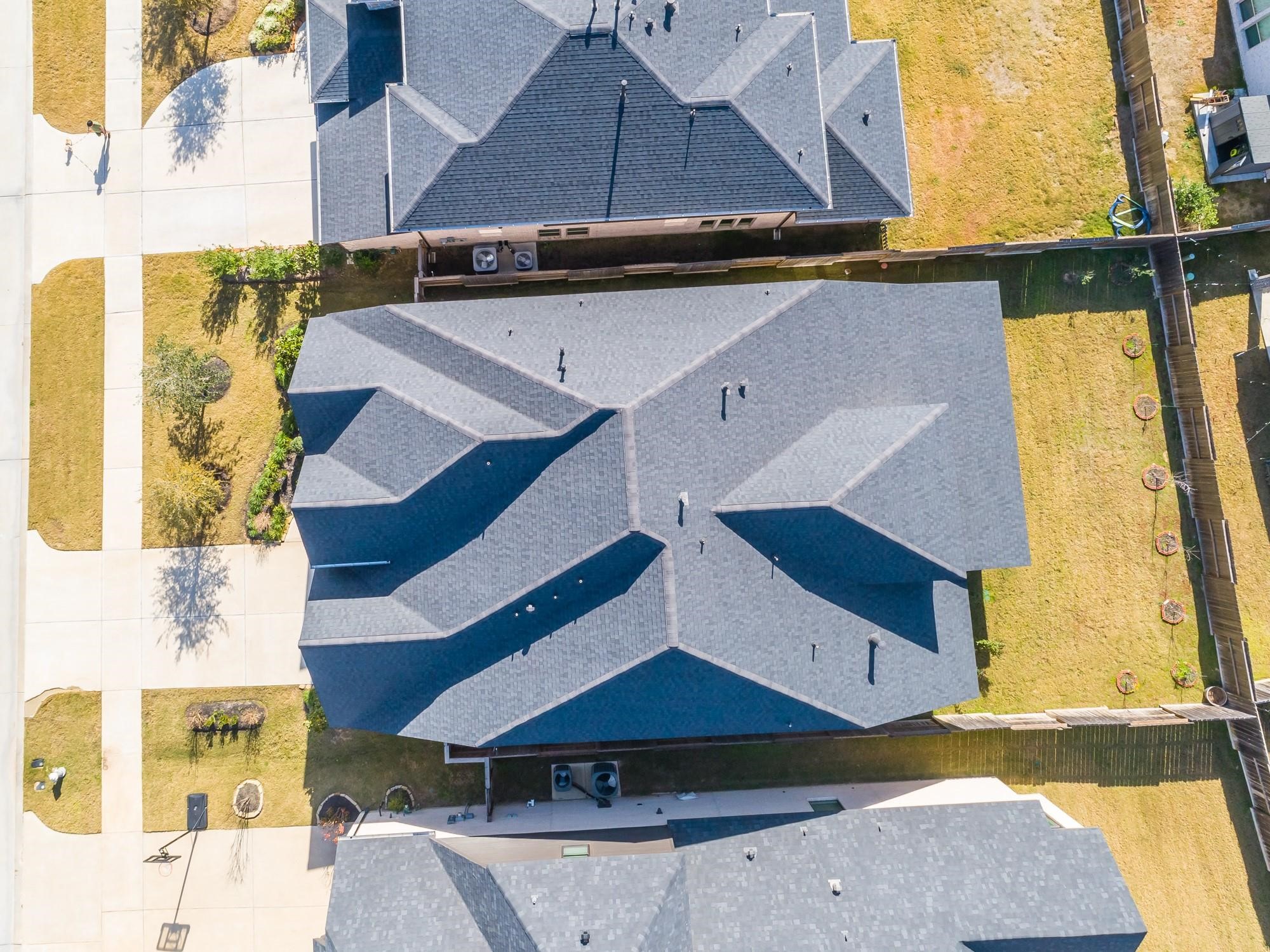 4118 Ana Ridge Lane Fulshear, TX 77441 - Photo 6 of 49 a view of walk in closet