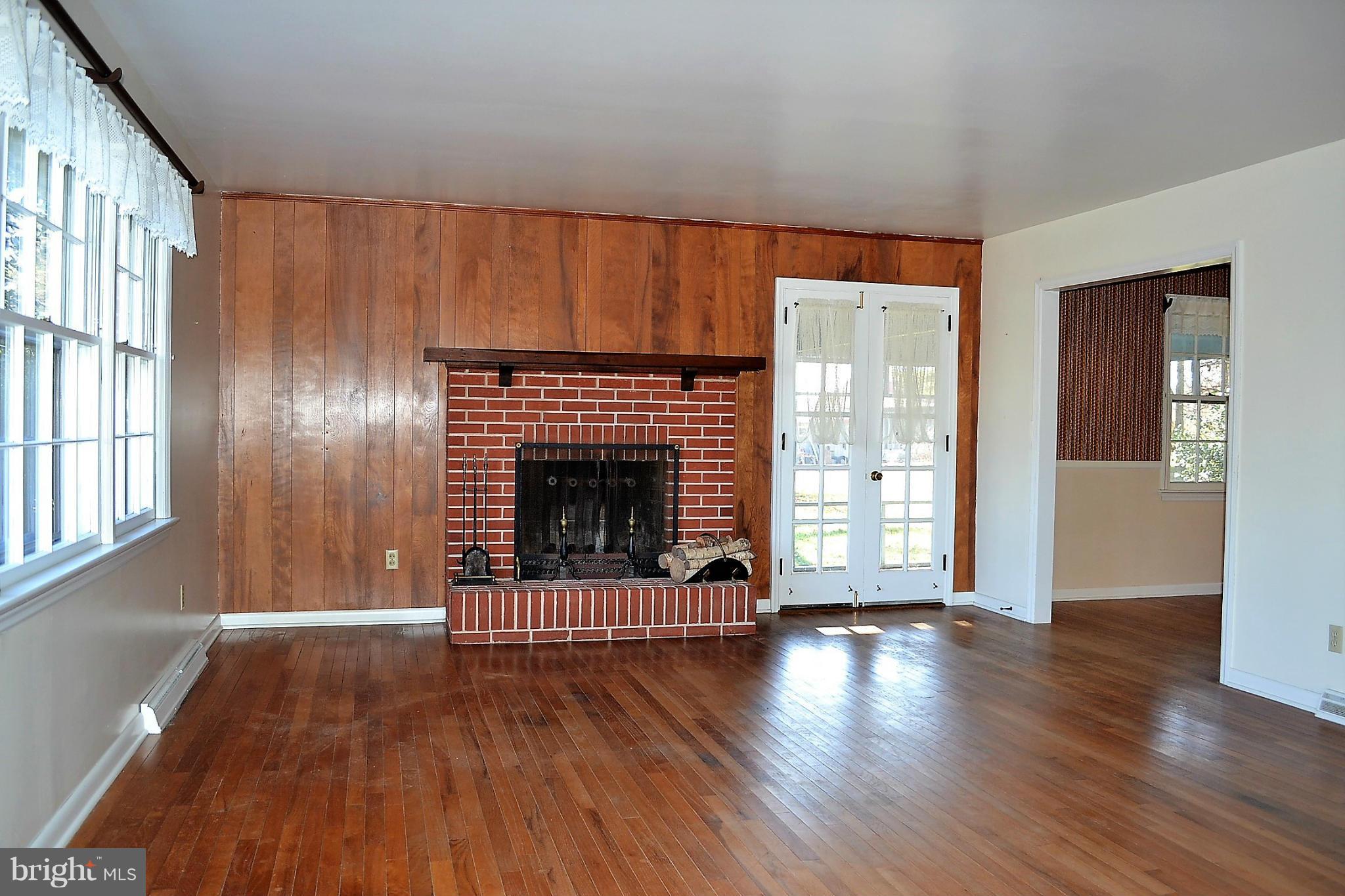2971 Appleton Road Elkton, MD 21921 - Photo 3 of 30 Living Room