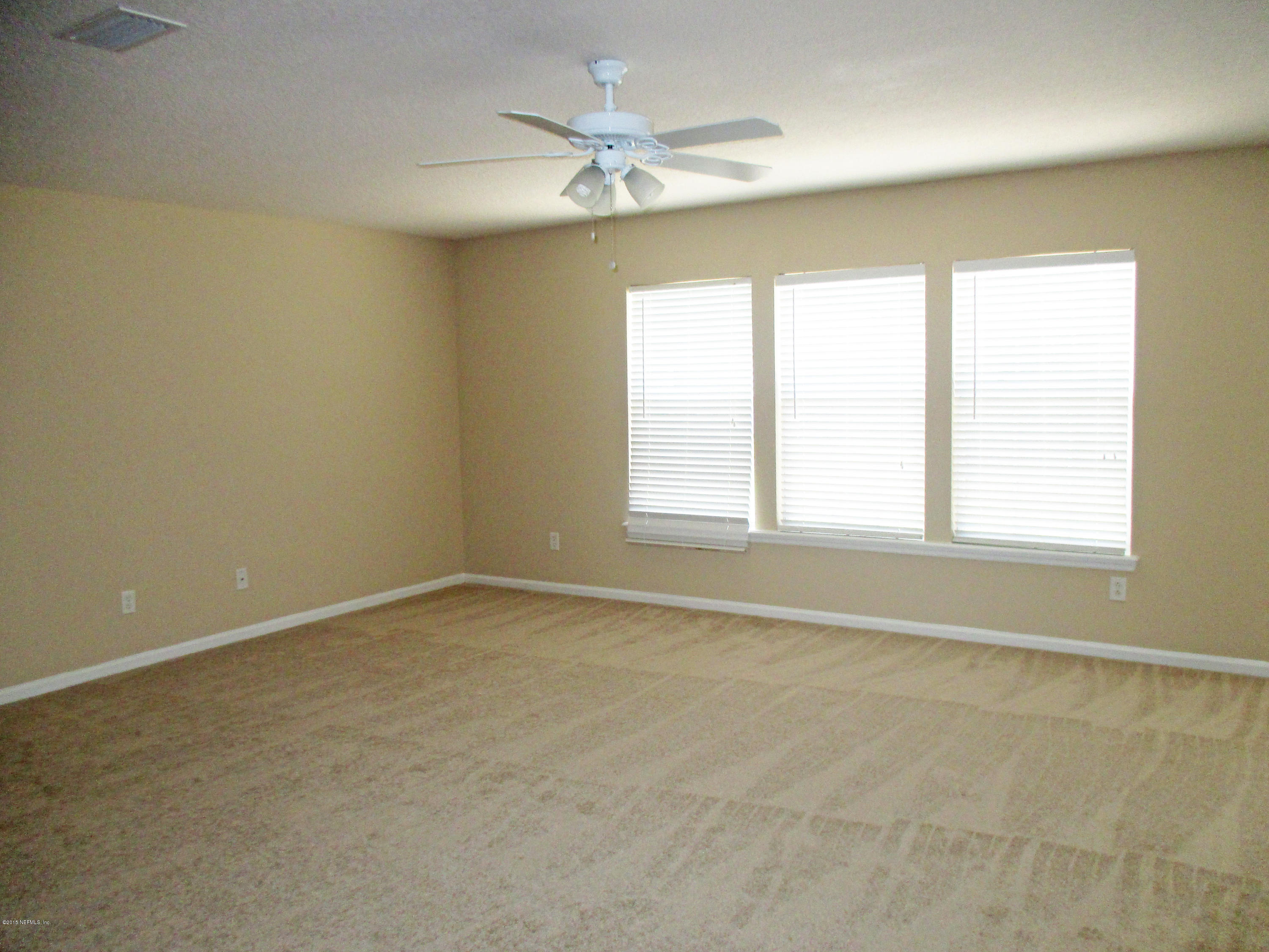 76151 Long Pond Loop Yulee, FL 32097 - Photo 2 of 19 005