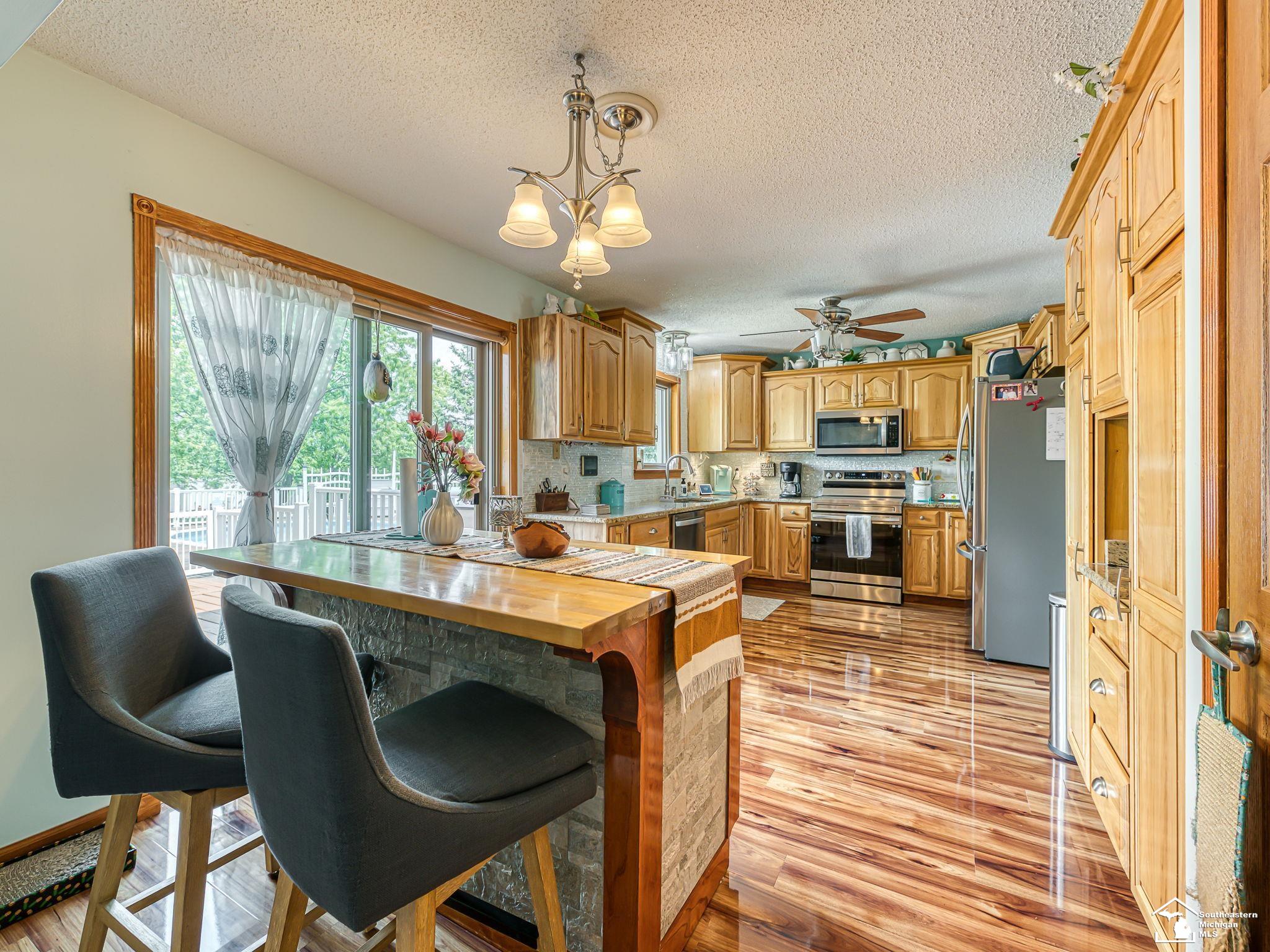 2223 Fix Road Monroe, MI 48162 - Photo 17 of 86