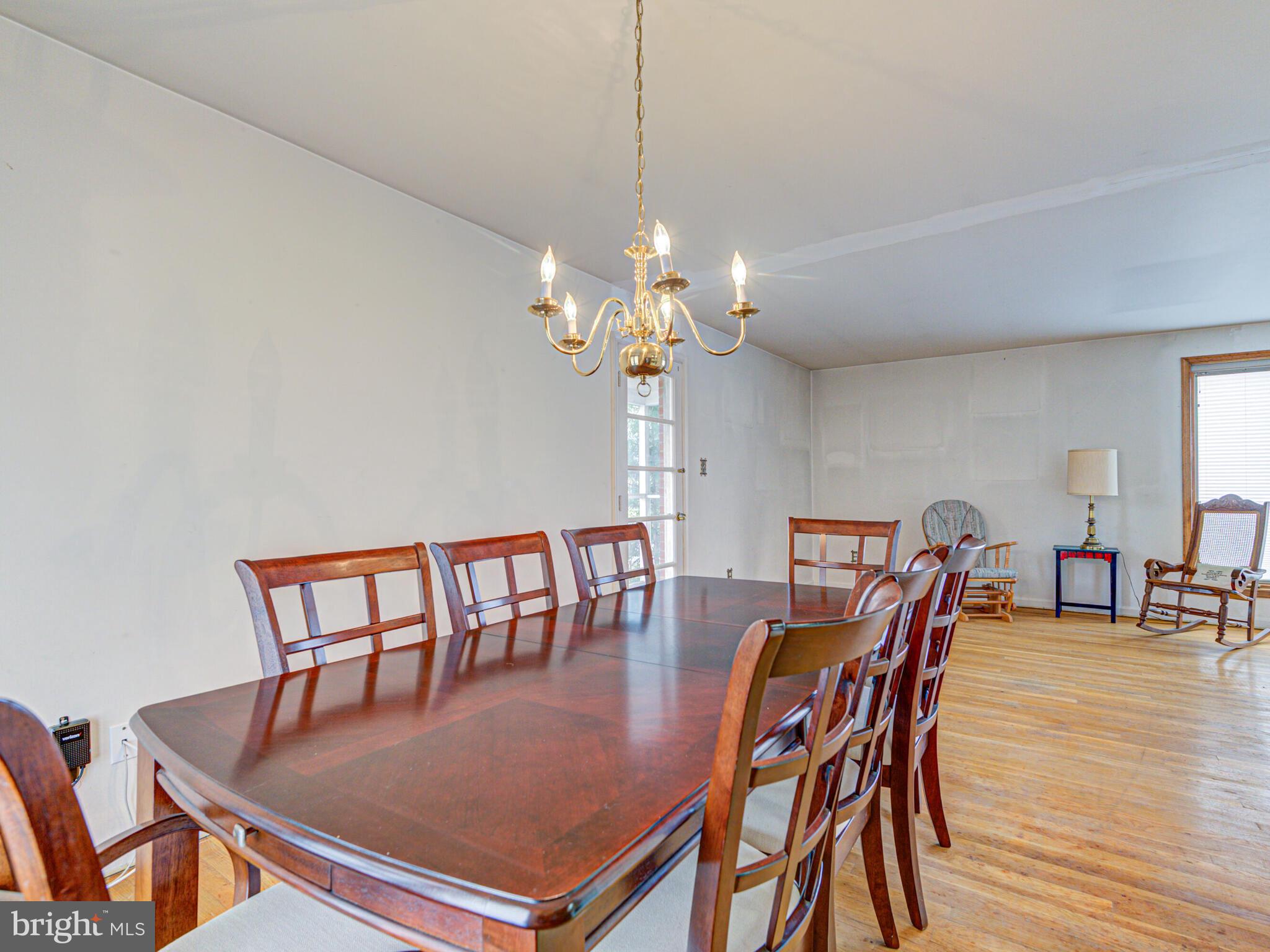 426 Old Courthouse Road Northeast Vienna, VA 22180 - Photo 19 of 56 Dining Room