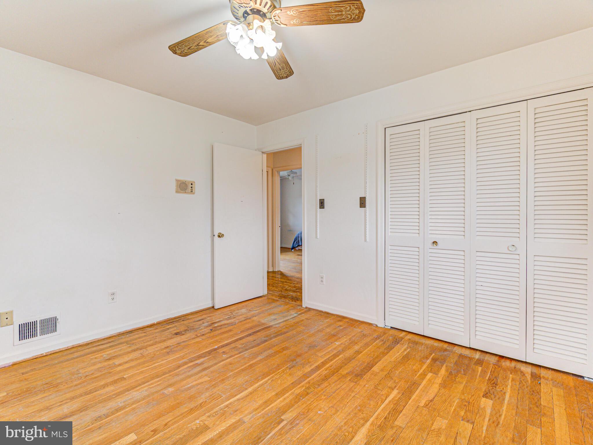 426 Old Courthouse Road Northeast Vienna, VA 22180 - Photo 32 of 56 Bedroom #2