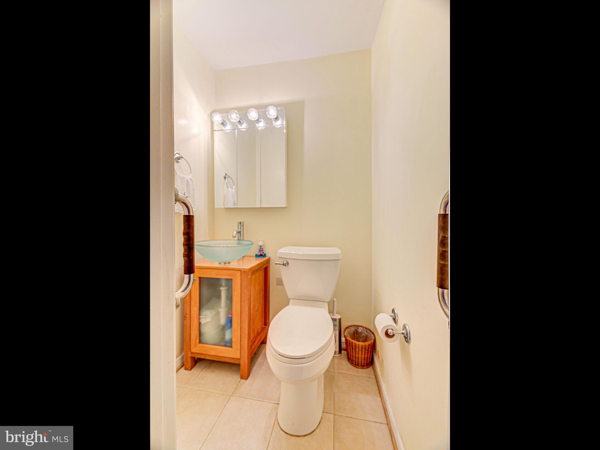 426 Old Courthouse Road Northeast Vienna, VA 22180 - Photo 10 of 56 Convenient Half Bath