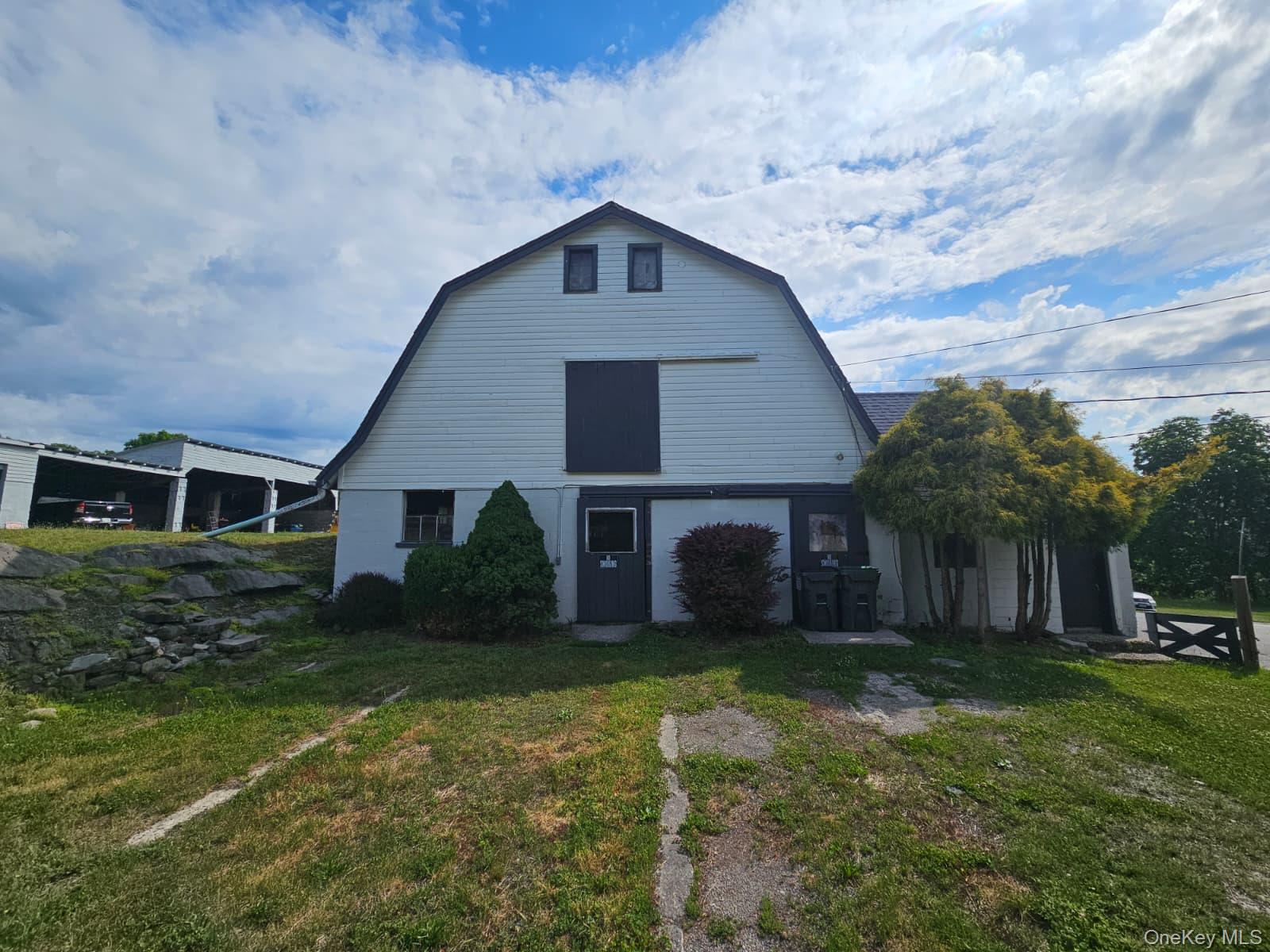 28 Pilgrim Corners Road Middletown, NY 10940 - Photo 3 of 12
