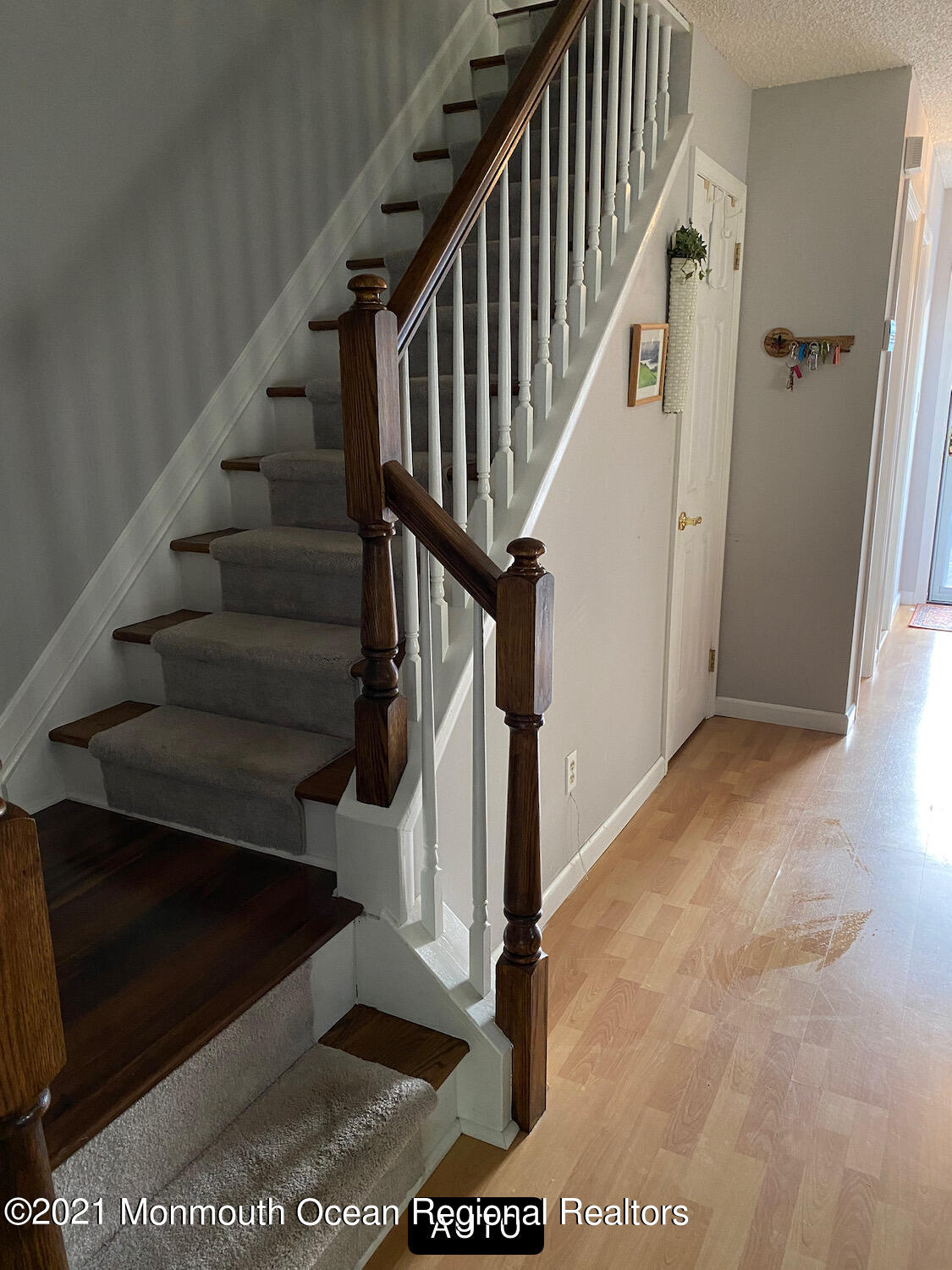 60 County Road, Unit D023 Cliffwood, NJ 07721 - Photo 22 of 36 a view of entryway