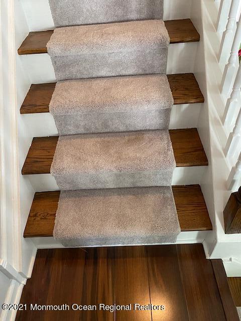 60 County Road, Unit D023 Cliffwood, NJ 07721 - Photo 23 of 36 a view of entryway