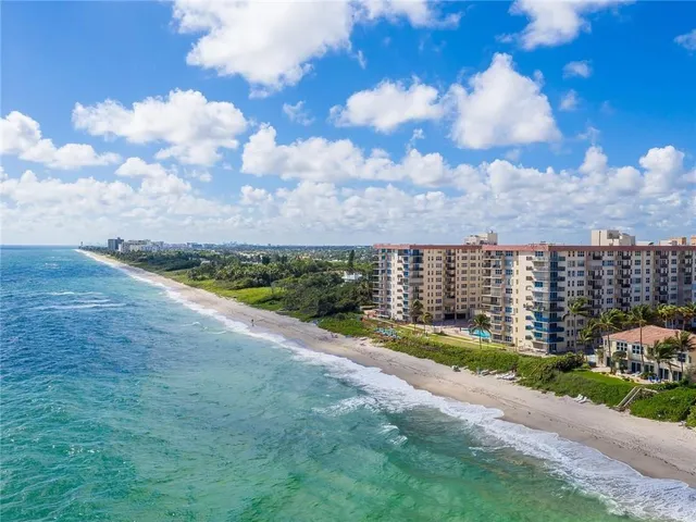 $399,999 | 1147 Hillsboro Mile, Unit 209, Hillsboro Beach, FL 33062