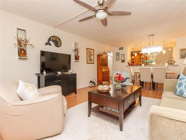 $399,999 | 1147 Hillsboro Mile, Unit 209, Hillsboro Beach, FL 33062