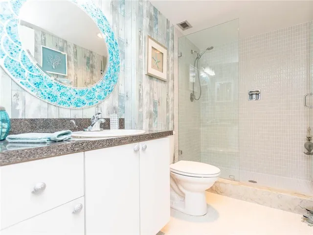 $399,999 | 1147 Hillsboro Mile, Unit 209, Hillsboro Beach, FL 33062