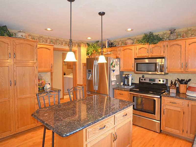 496 Rodeo Drive Indianapolis, IN 46217 - Photo 14 of 24 Gallery Image 14