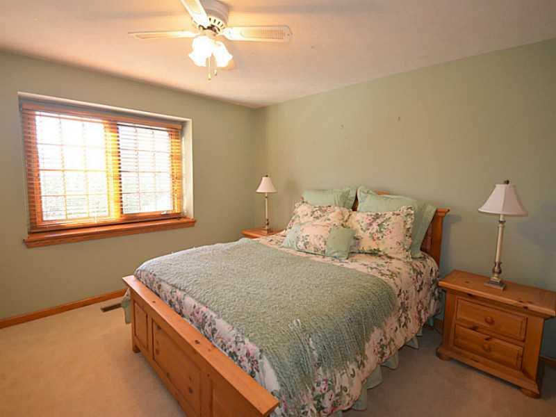496 Rodeo Drive Indianapolis, IN 46217 - Photo 18 of 24 Gallery Image 18