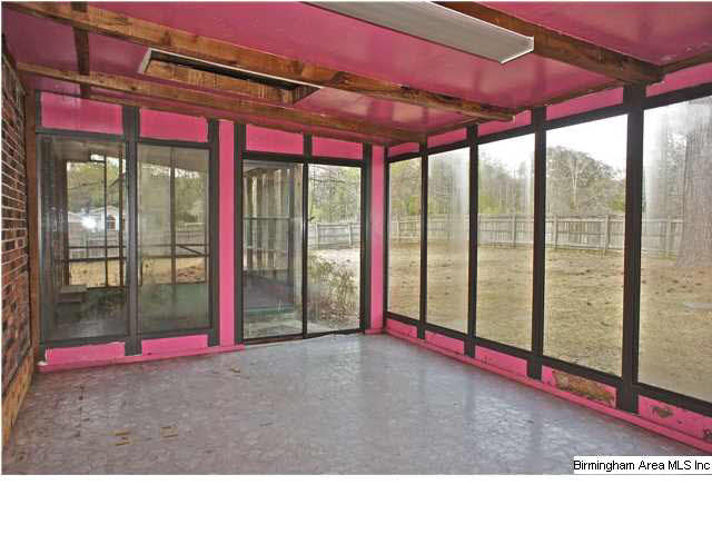 628 Thrash Road Clanton, AL 35045 - Photo 10 of 32
