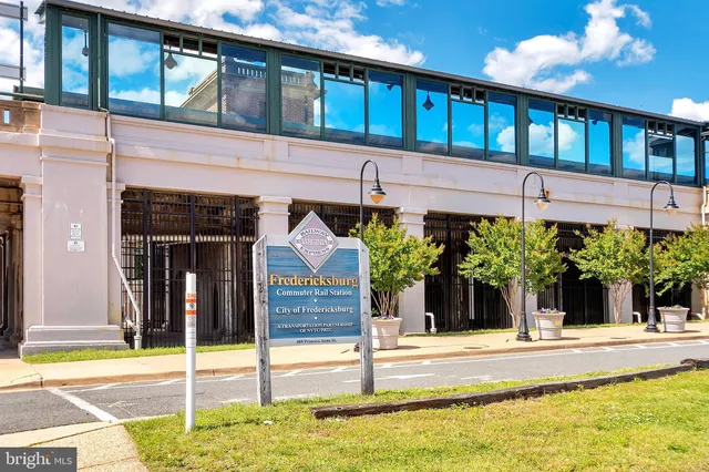 $725,000 | 1712 Washington Avenue, Fredericksburg, VA 22401