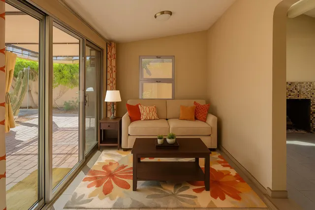 $1,100,000 | 610 South Camino Real, Palm Springs, CA 92264