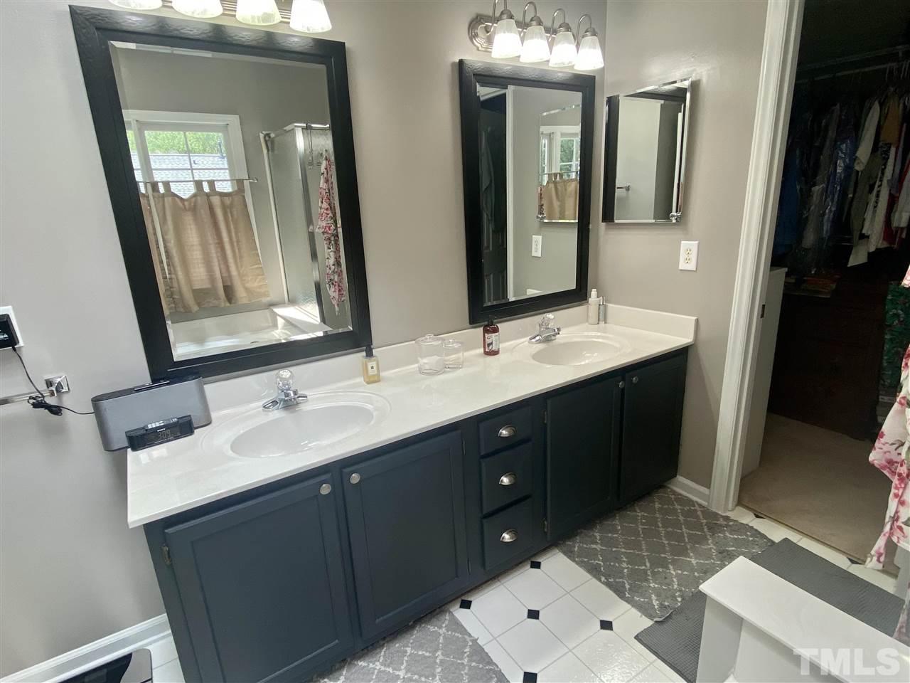 8816 Whitby Court Raleigh, NC 27615 - Photo 21 of 30 Gallery Image 21