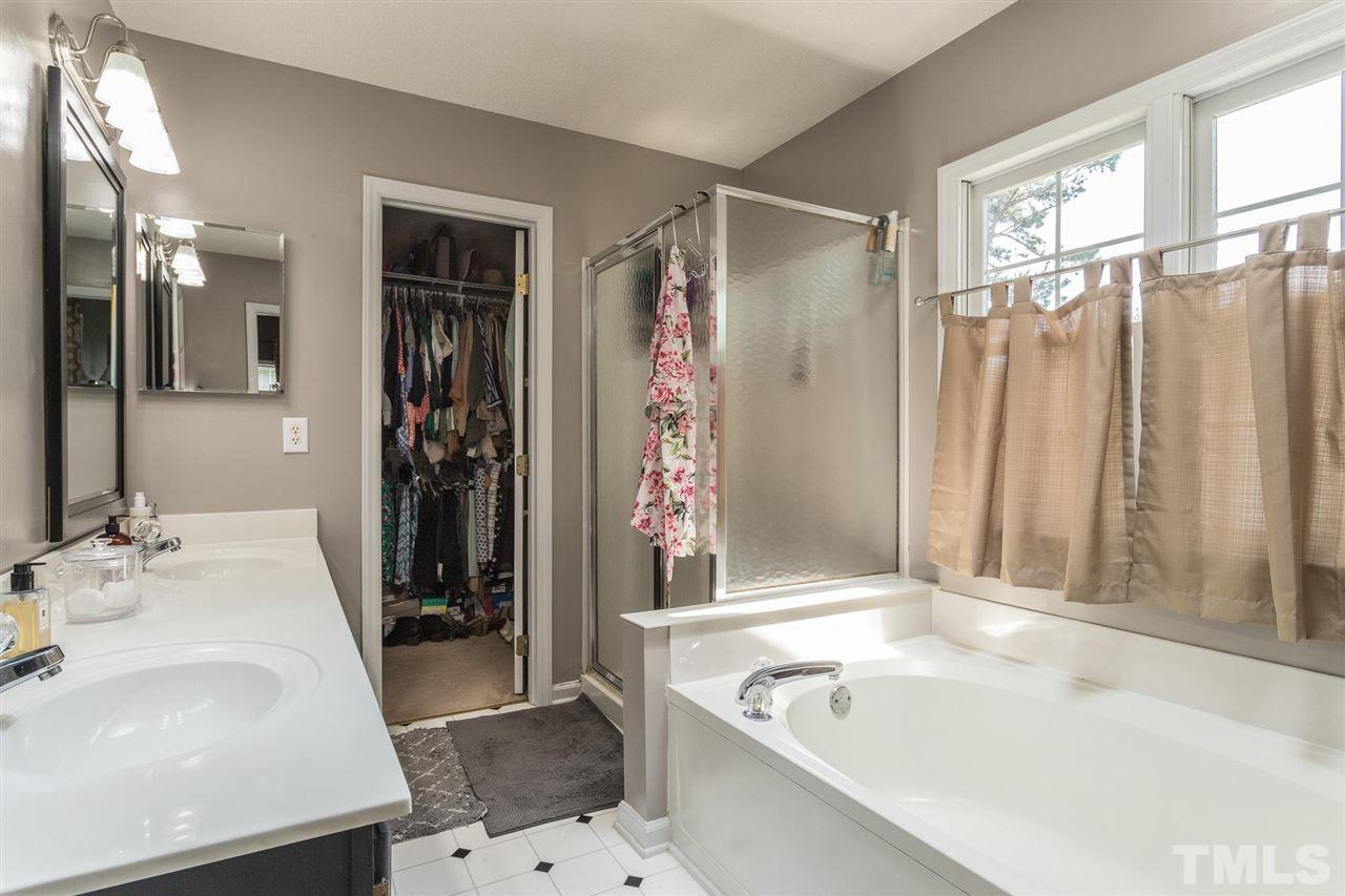 8816 Whitby Court Raleigh, NC 27615 - Photo 28 of 30 Gallery Image 28
