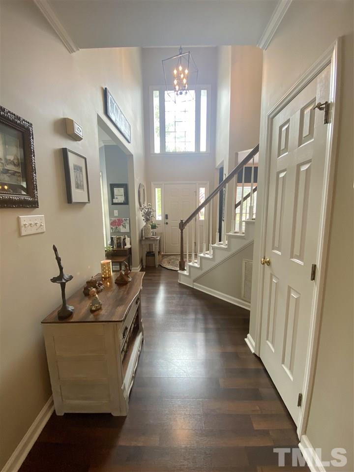 8816 Whitby Court Raleigh, NC 27615 - Photo 9 of 30 Gallery Image 9