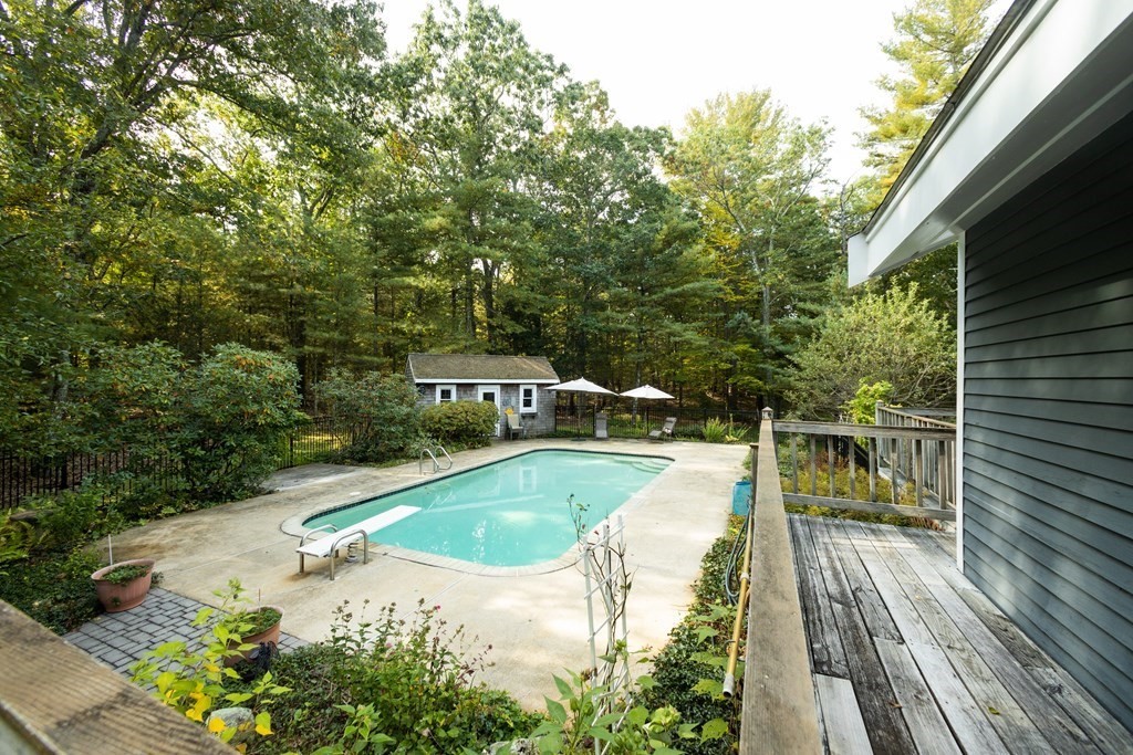 24 A Balmoral Road Boxford, MA 01921 - Photo 27 of 35