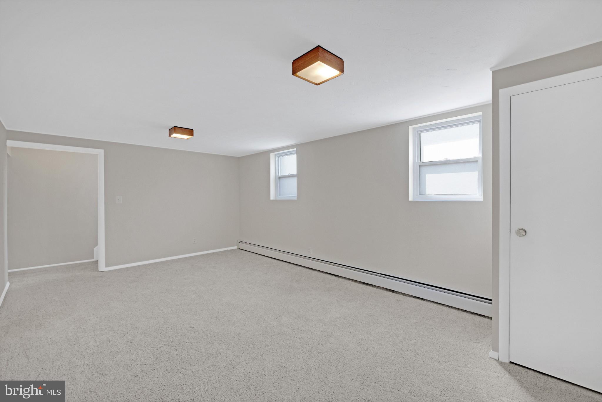 423 Bathurst Road Baltimore, MD 21228 - Photo 7 of 30 Family room with lots of natural light