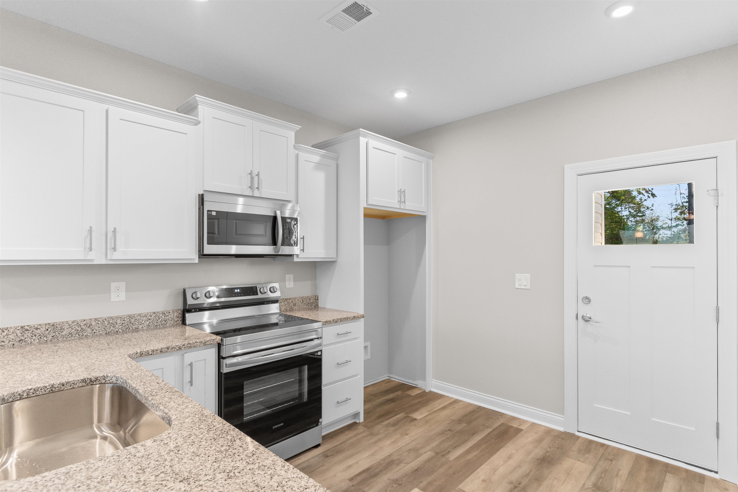 4170 Fairlane Road Loris, SC 29569 - Photo 8 of 42