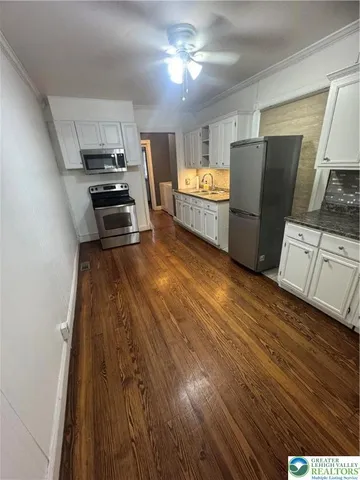 $2,350 | 535 West Green Street, Allentown, PA 18102