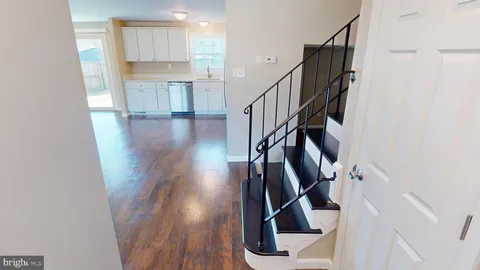 $469,900 | 1616 Debra Drive, Waldorf, MD 20601